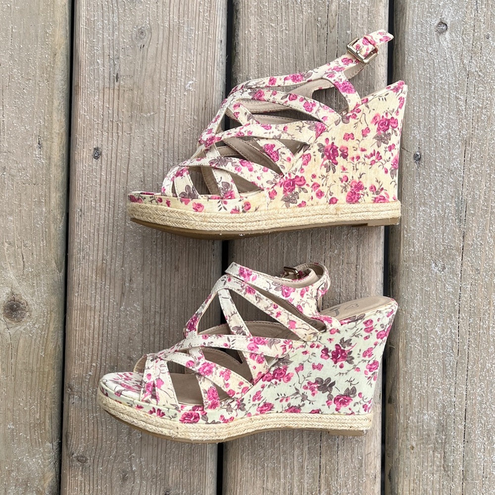 NEW Lilley Floral Wedges - Pink and Cream Size 7 - Picture 6 of 9